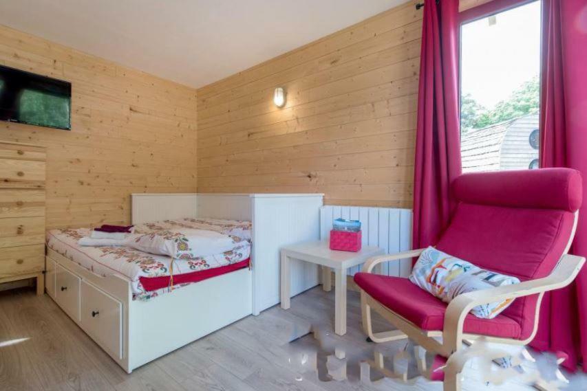 Les Gîtes de l'Ecole Buissonnière Lens Extérieur photo